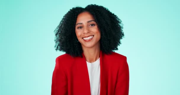 Feliz Sonrisa Negocio Con Mujer Negra Estudio Para Profesionales Ejecutivos — Vídeo de stock