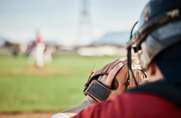 Baseball Mockup Cattura Con Uomo Sportivo Campo Durante Una Partita — Foto Stock