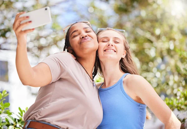 Selfie Amicizia Donne Una Passeggiata All Aperto Benessere Salute Esercizio — Foto Stock