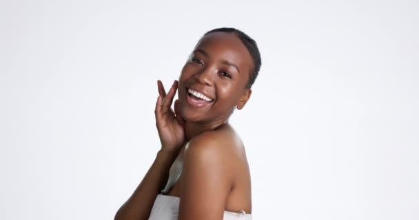 Visage Beauté Maquillages Avec Une Femme Noire Pensante Studio Sur — Video