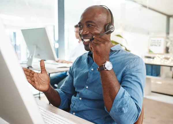 Чорний Чоловік Телефонний Дзвінок Консультант Обслуговування Клієнтів Розмовляють Спілкуються Виступають — стокове фото