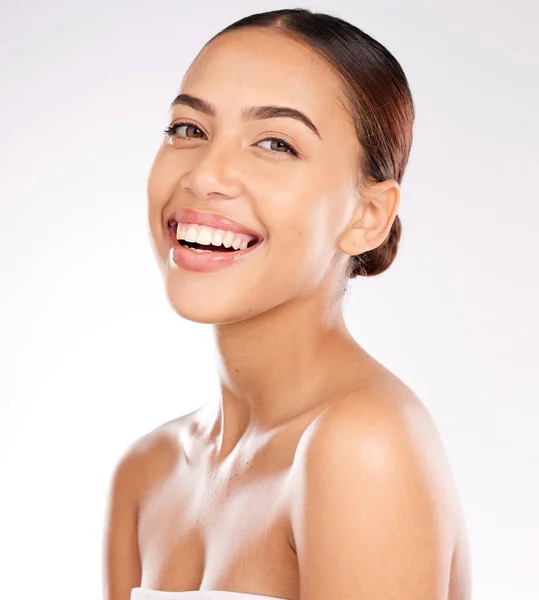 Cuidado Piel Belleza Retrato Mujer Con Sonrisa Cara Cuidado Lujo — Foto de Stock