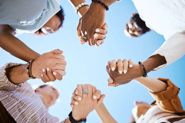Vielfalt Unterstützung Und Menschen Die Vertrauensvoll Und Geeint Hand Hand — Stockfoto