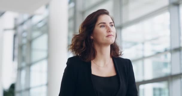 Confident Focused Powerful Business Woman Walking Corridor Modern Office Building — 图库视频影像