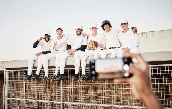 Hommes Amis Selfie Sur Terrain Baseball Sport Jeux Stade Dans — Photo