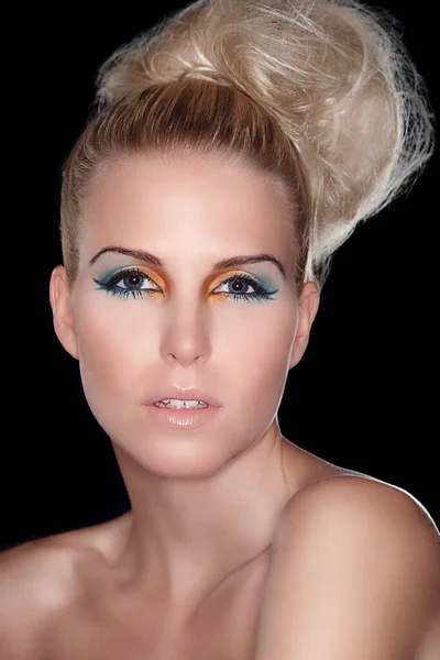 Schönheitskönigin Porträt Eines Schönen High Fashion Modells Mit Mehrfarbigem Lidschatten — Stockfoto