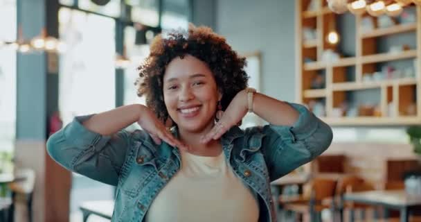 Счастливая Лицо Женщина Предприниматель Кофейне Небольшим Бизнес Успехом Счастье Уверенность — стоковое видео