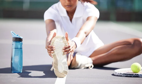 Фітнес Розтягування Взуття Жінки Тенісному Корті Спорту Тренувань Змагань Тренування — стокове фото