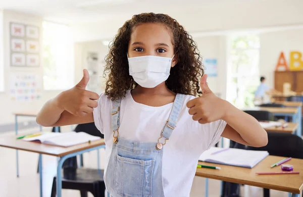Thumbs Education Covid School Student Pleased Learning Wearing Mask Showing — Stock Photo, Image