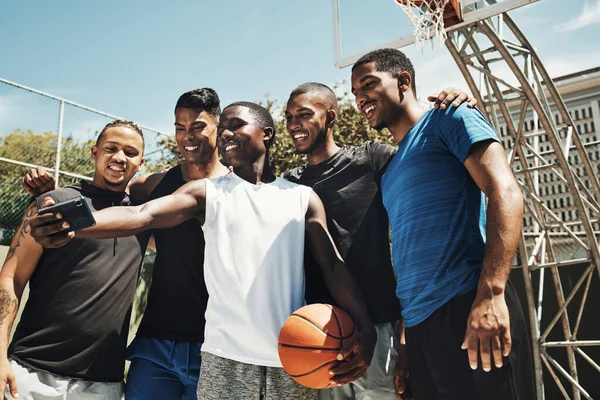 Selfie Basketball Team Sports Court Partnership Collaboration Training Together Phone — Stock Photo, Image