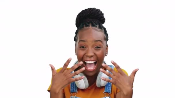 Mulher Negra Estúdio Rosto Animado Com Gesto Mão Moda Sorriso — Vídeo de Stock
