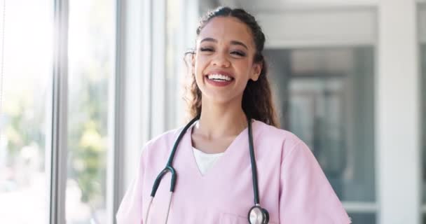 Laughing Woman Face Pediatrician Nurse Hospital Ideas Life Insurance Vision — Stockvideo