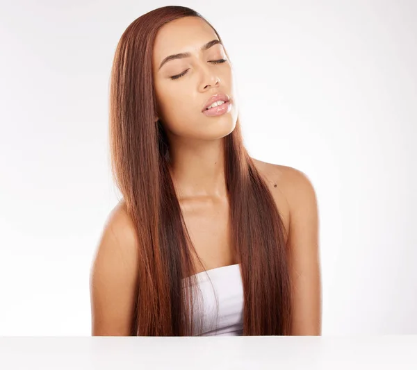 Красота Уход Волосами Женщина Студии Здоровой Здоровой Естественной Роскошной Рутиной — стоковое фото