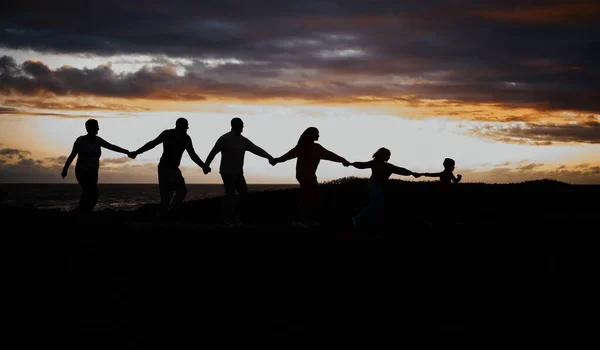 Sonnenuntergang Strand Und Silhouette Einer Familie Mit Kindern Meer Für — Stockfoto