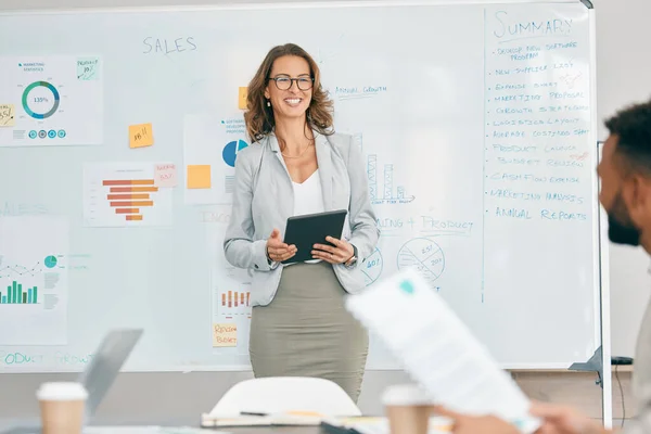 Geschäftsfrau Tablet Oder Whiteboard Präsentation Für Die Unternehmensfinanzanalyse Ausbildung Zum — Stockfoto