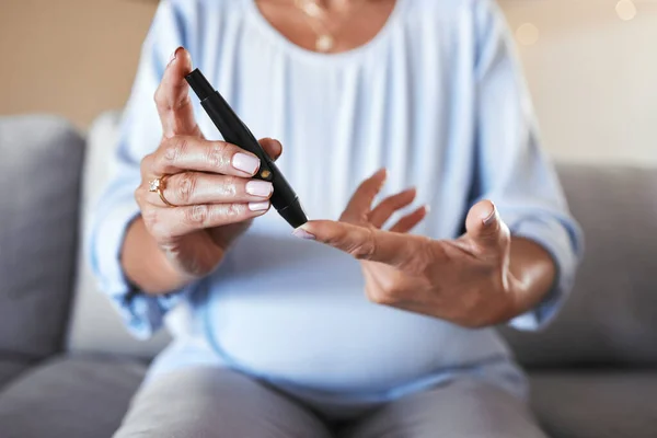 Těhotná Žena Cukrovka Prst Pro Test Cukru Wellness Krevní Testy — Stock fotografie