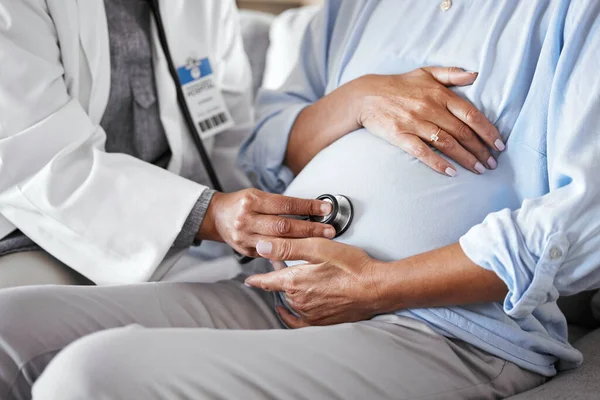 Zwanger Moeder Maag Arts Met Stethoscoop Gezondheidszorg Controle Zwangerschap Vrouw — Stockfoto