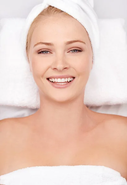 Ready Favorite Spa Treatment High Angle Portrait Young Woman Lying — Stock Photo, Image