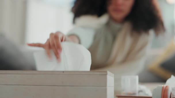 Doente Caixa Tecido Mão Mulher Uma Sala Estar Casa Com — Vídeo de Stock