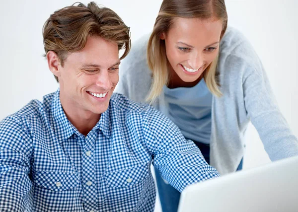 Sharing Love Technology Young Couple Browsing Web Together — Stock Photo, Image