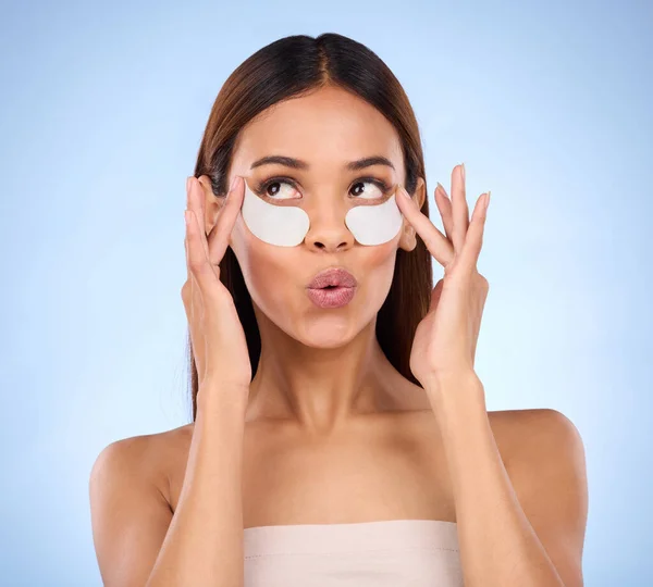 Skönhet Kvinna Och Ansikte Med Ögonlapp För Hudvård Dermatologi Kosmetika — Stockfoto