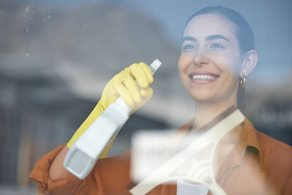Window Cleaning Woman Smile Happy Maid Home Washing Windows Glass — Stock Photo, Image
