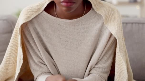 Mulher Negra Rosto Ansiedade Com Estresse Saúde Mental Unhas Preocupadas — Vídeo de Stock