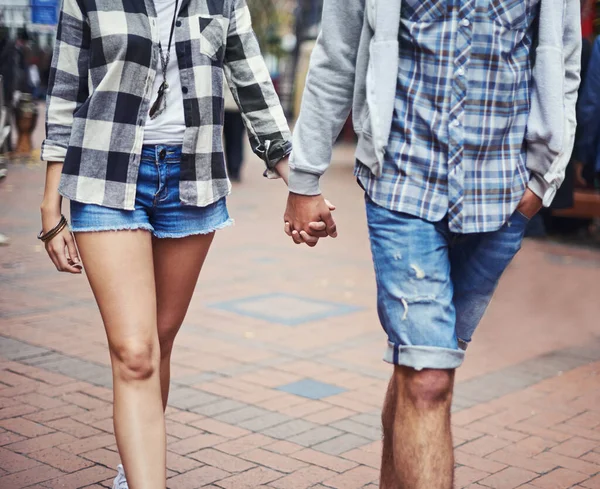 Romantic Stroll Cropped Image Couple Strolling Hand Hand Paved Street — Stock Photo, Image