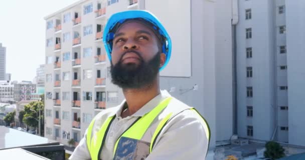 Ingeniero Hombre Aire Libre Negro Pensamiento Ideas Oportunidad Para Nuevo — Vídeos de Stock