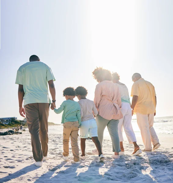 Rückansicht Händchenhalten Und Familie Einem Strand Für Reise Urlaub Und — Stockfoto