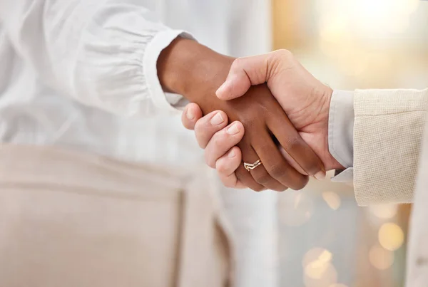 Handshake Acordo Cumprimentar Empresários Parceria Negócio Escritório Corporativo Para Colaboração — Fotografia de Stock