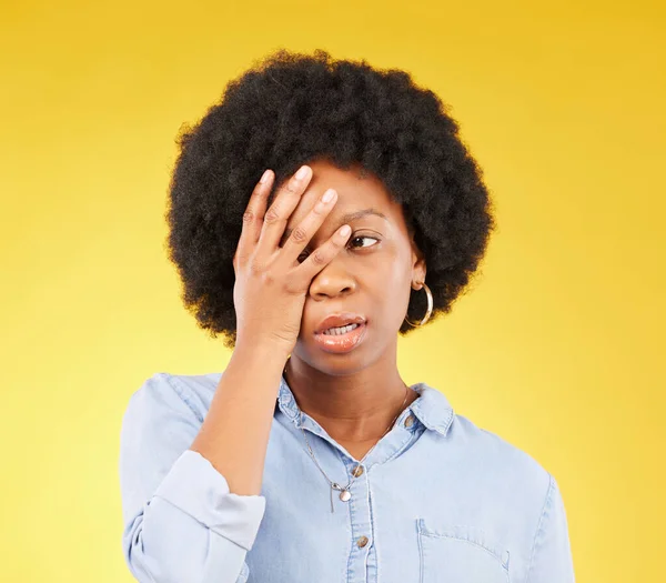 Розчарований Стрес Сердитий Чорною Жінкою Студії Втомлене Виснажене Психічне Здоров — стокове фото