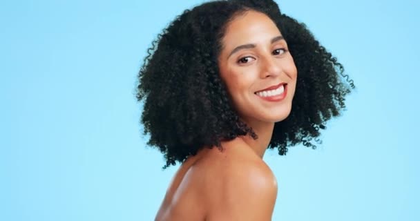 Gülümse Cilt Bakımı Siyah Kadının Yüzü Için Güzellik Sağlık Yüz — Stok video