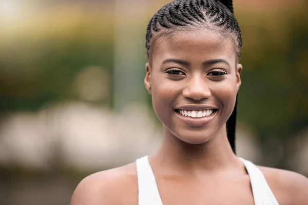 Közelkép Egy Gyönyörű Teniszező Arcáról Fiatal Afro Amerikai Lány Teniszezni — Stock Fotó