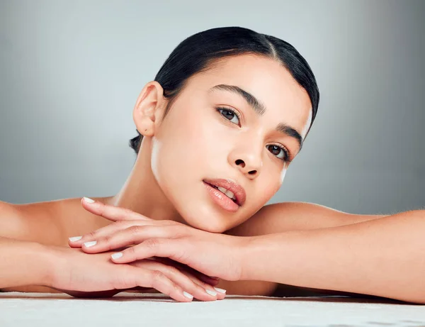 Portrait Beautiful Mixed Race Woman Smooth Soft Skin Studio Hispanic — Stockfoto