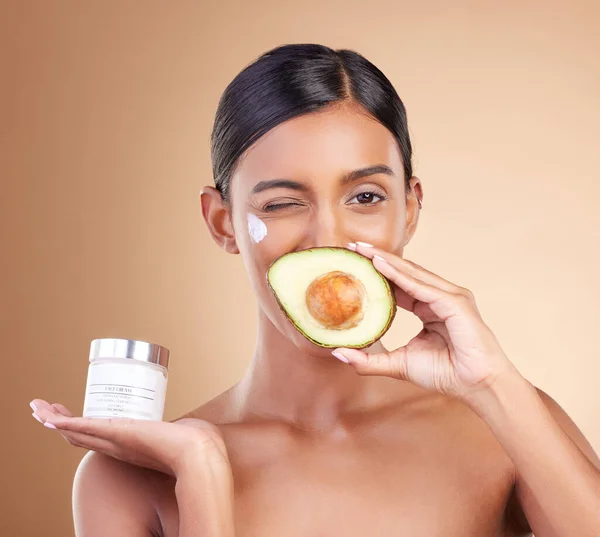Beauty Avocado Face Cream Woman Portrait Studio Cosmetics Skin Glow — Stock Photo, Image