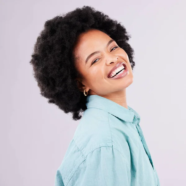 Portret Opgewonden Zwarte Vrouw Met Mode Stijl Met Een Afro — Stockfoto