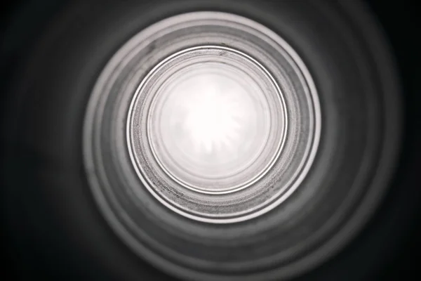 Тримайся Світло Кінці Тунелю Внутрішня Частина Металевої Труби — стокове фото