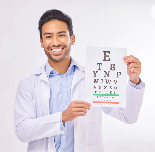 Mężczyzna Badanie Wzroku Uśmiech Portret Lekarza Klinice Wzroku Ocena Czytania — Zdjęcie stockowe