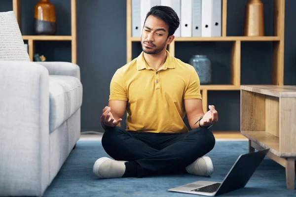 Meditasyon Dizüstü Bilgisayar Evinde Zihinsel Sağlık Sağlık Veya Zen Videosu — Stok fotoğraf