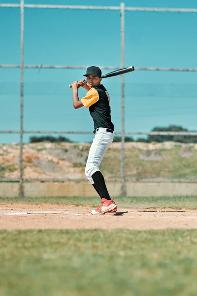 Labda Gyors Gyors Reakciója Fontos Egy Baseball Játékos Lengeti Ütőjét — Stock Fotó