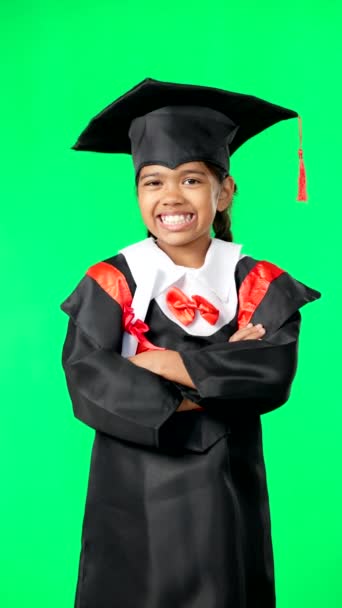 Graduação Educação Criança Sorriem Tela Verde Para Pós Graduação Cerimônia — Vídeo de Stock