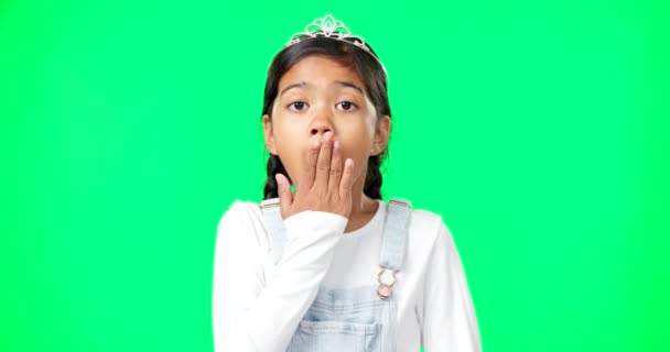 Παιδιά Πορτρέτο Και Wow Ένα Κορίτσι Ένα Πράσινο Φόντο Οθόνη — Αρχείο Βίντεο