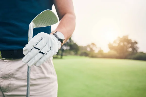 Golf Sahası Çimlere Yapış Model Yaz Sporları Açık Hava Güneşi — Stok fotoğraf