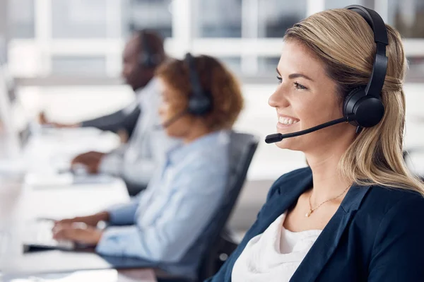 Vrouw Call Center Glimlach Met Headset Voor Telemarketing Klantenservice Ondersteuning — Stockfoto