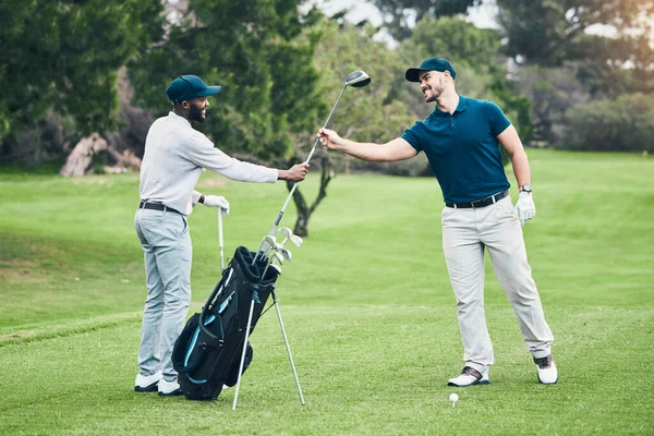 Golf Club Sport Avec Des Hommes Sur Parcours Jouer Pour — Photo