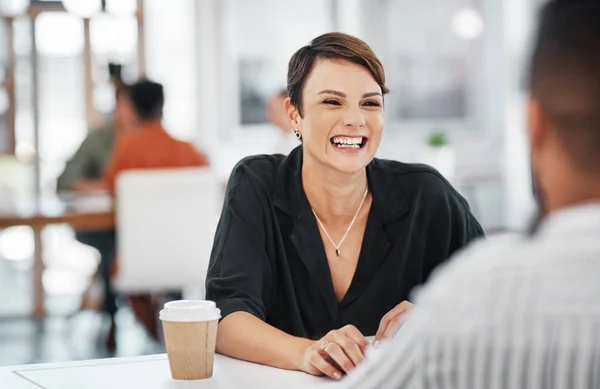 Find Good Every Day Attractive Young Businesswoman Sitting Having Discussion — Stock Photo, Image