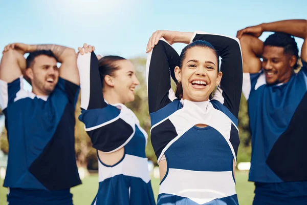 Cheerleader Training Oder Team Stretching Auf Dem Außenplatz Des Stadions — Stockfoto