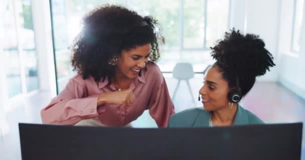 Negócios Agente Mulheres Com Aperto Mão Celebração Felicidade Para Vendas — Vídeo de Stock