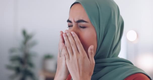 Woman Tired Hijab Face Burnout Corporate Job Fatigue Focus Problem — Stockvideo